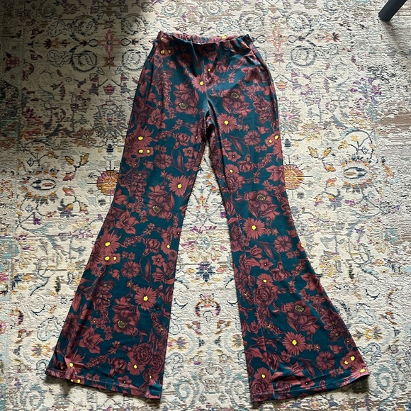 Zara Pants - Graphic Flare Tights